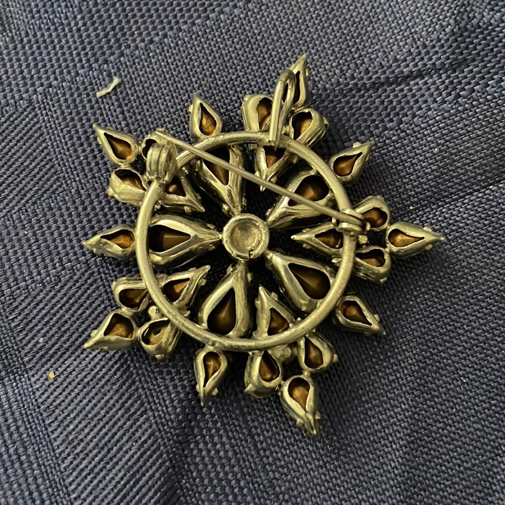 1950’s Rhinestone Brooch/Pendant - Picture 2 of 3